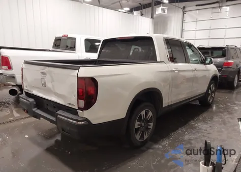 2018 Honda Ridgeline Rtl из США, поврежденный, VIN 5FPYK3F51JB014081